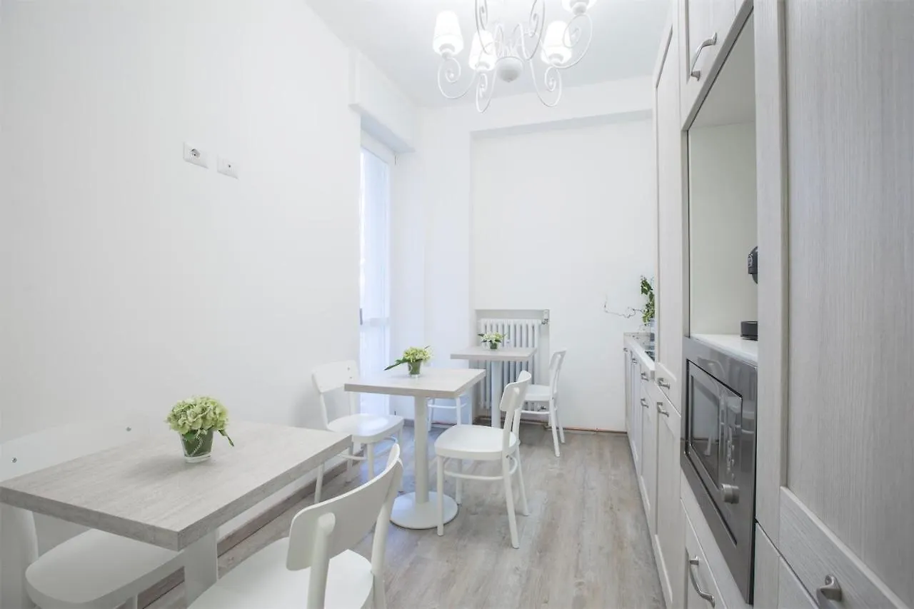 Bed & Breakfast Lilly Chic Monza Bed and Breakfast Italia